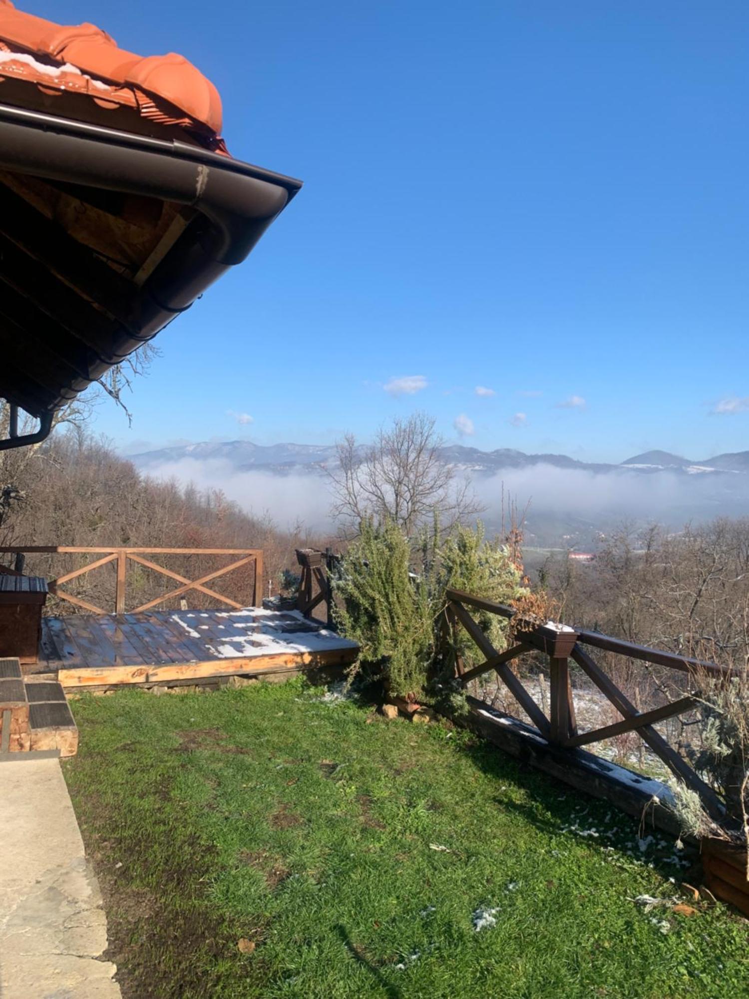 Apartmani Lunija Gornji Milanovac Exterior foto